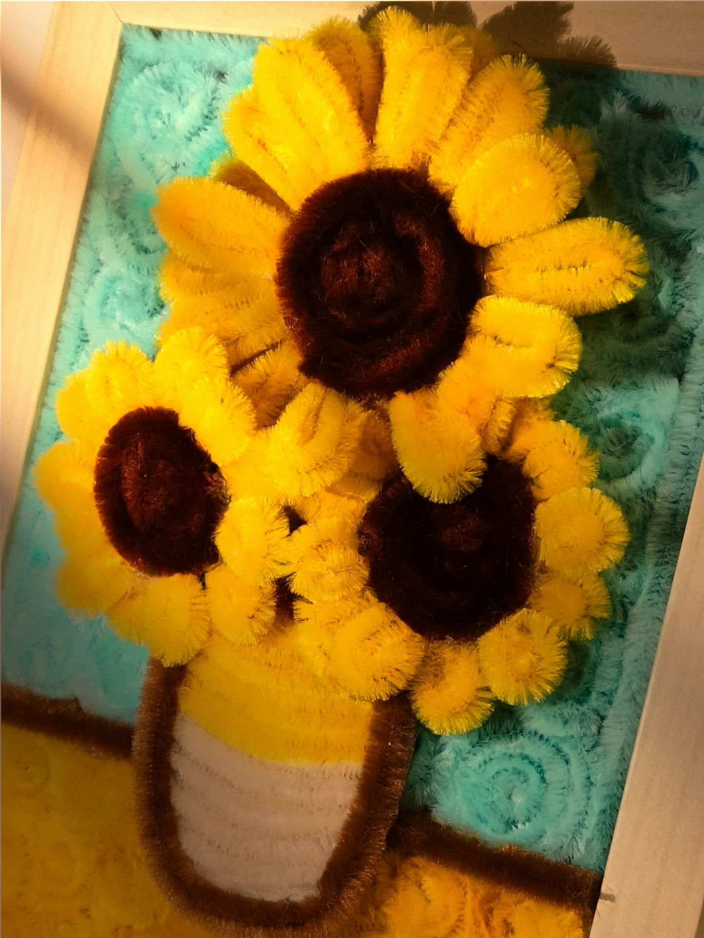 🌻 Van Gogh Sunflower-Inspired Pipe Cleaner Diorama Frame 🌻